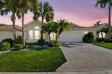 Lake Home For Sale in Delray Beach, Florida