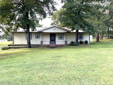 This nicely updated 2-bedroom, 2-bath home sits on approximately - photo 15