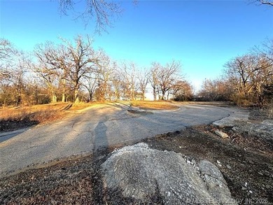 This nicely updated 2-bedroom, 2-bath home sits on approximately - photo 48