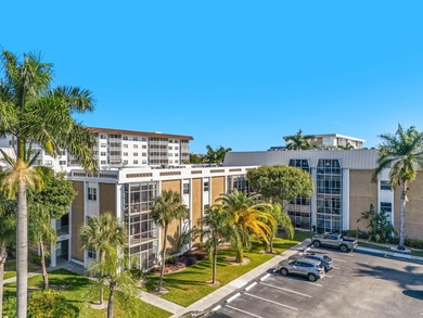 Gorgeous and Spacious 1 Bedroom/1 Bathroom Condo. This - photo 3
