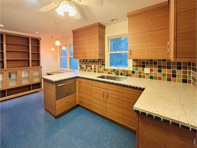 This home has a lovely floor plan and wide open spaces! Big - photo 22