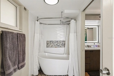 MILLION DOLLAR VIEWS FOR LESS THAN HALF A MILLION! 3 BDRM - photo 32