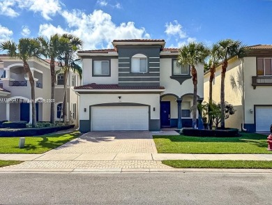 Lake Home For Sale in Boynton Beach, Florida