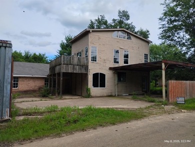 Lake Tawakoni Home For Sale in Quinlan Texas