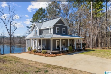 Lay Lake Home For Sale in Sylacauga Alabama