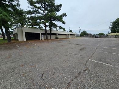 Exceptional business opportunity spanning over 6500 Sq ft