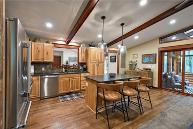 Exquisite lakefront estate on Victory Heights showcasing 240 - photo 11