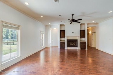 Welcome Home to Lifestyle Living on the Golf Course...Perfectly - photo 13