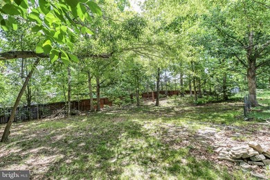 The perfect cottage at the lake is waiting for you.  This home - photo 23