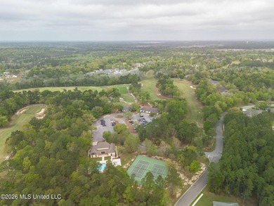 Welcome Home to Lifestyle Living on the Golf Course...Perfectly - photo 32