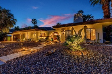 Magnesia Falls Cove! Edgy, eclectic, and impeccably clean, this - photo 4