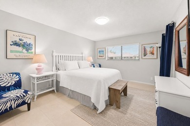 Beautifully updated 2-bedroom, 2-bath second-floor lakeview - photo 15