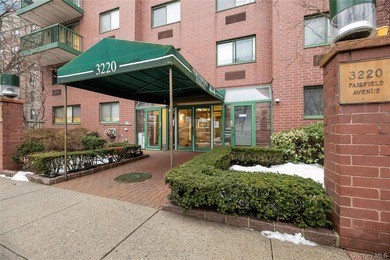 Elevate your lifestyle in this sleek 2 bed, 2 bath condominium - photo 19