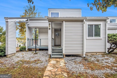 Lake Townhome/Townhouse For Sale in Villa Rica, Georgia