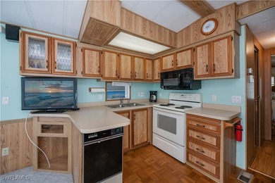 !!!Excellent Value!!! this is a GREAT opportunity to own in - photo 2