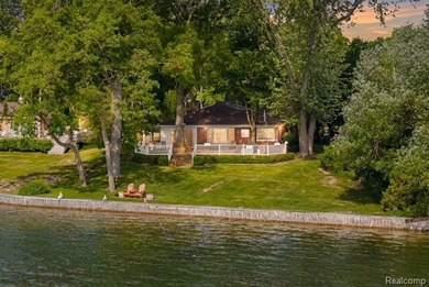 White Lake - Oakland County Home Active Under Contract in Highland Michigan