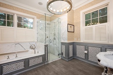 Welcome to 4 Clock Tower Lane - A Private Estate in Prestigious - photo 11