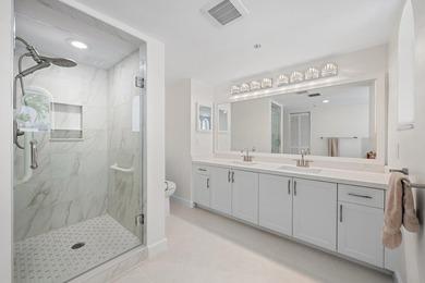 Rarely available 4-bedroom, 3-bath townhouse in Jupiter Harbour - photo 15