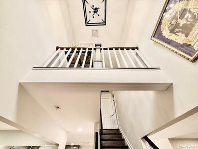Lovely Renovated Colonial in Shirley !! Make this Home Your Own! - photo 16