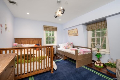 Welcome to 4 Clock Tower Lane - A Private Estate in Prestigious - photo 18