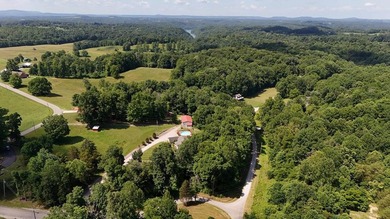 A Country Retreat near Dale Hollow Lake. Beautiful 3160 Sq. Foot - photo 9