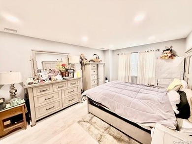 Lovely Renovated Colonial in Shirley !! Make this Home Your Own! - photo 20