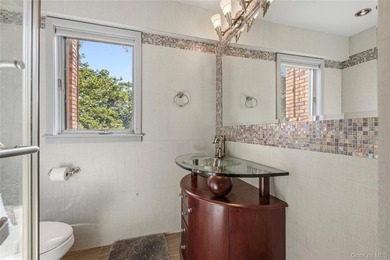 Welcome to this expansive split-level home in the desirable - photo 23