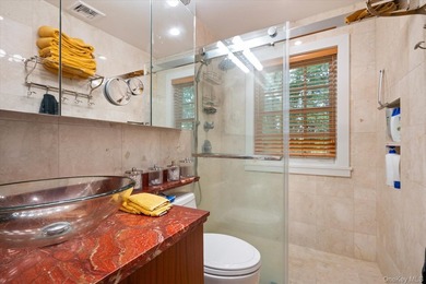 Welcome to 4 Clock Tower Lane - A Private Estate in Prestigious - photo 24