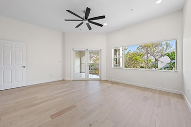 Rarely available 4-bedroom, 3-bath townhouse in Jupiter Harbour - photo 27