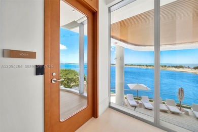 Half-floor penthouse with a one-of-a-kind customized floor plan - photo 34