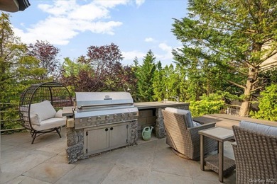 Welcome to this expansive split-level home in the desirable - photo 41