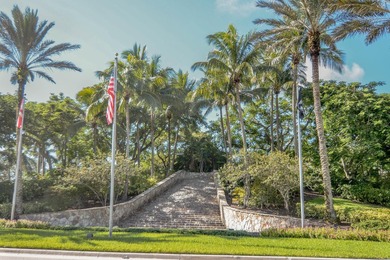 Welcome to your own private oasis in the desirable Manderly Bay - photo 2