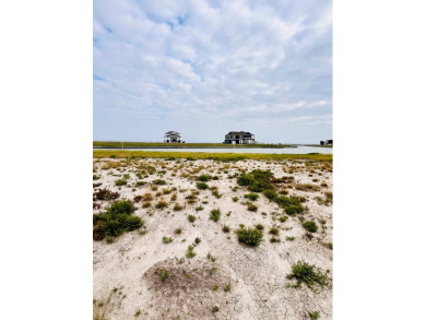Builders dream lot. This approximate 83 x 262 canal front lot is - photo 3