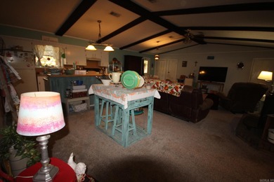2 Bedroom, 1.5 Baths with approx. 1980 Sq. Ft. of living space - photo 5