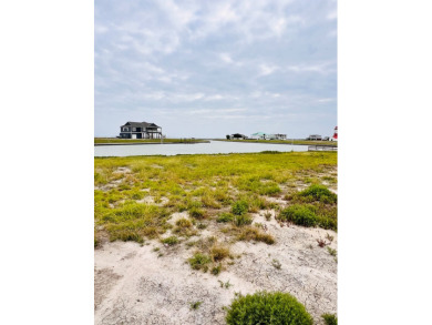 Builders dream lot. This approximate 83 x 262 canal front lot is - photo 5