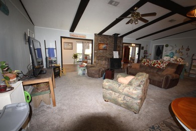 2 Bedroom, 1.5 Baths with approx. 1980 Sq. Ft. of living space - photo 6