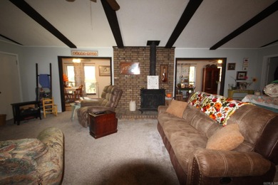 2 Bedroom, 1.5 Baths with approx. 1980 Sq. Ft. of living space - photo 7