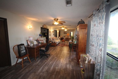 2 Bedroom, 1.5 Baths with approx. 1980 Sq. Ft. of living space - photo 8