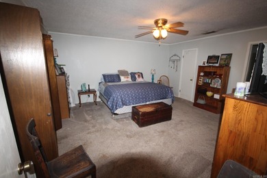 2 Bedroom, 1.5 Baths with approx. 1980 Sq. Ft. of living space - photo 10