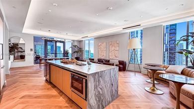 Newly delivered 1BR/1BA corner residence at 501 Residences