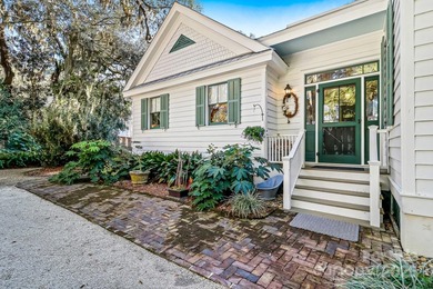131 Pritchard Street, located in the historic heart of Bluffton - photo 24
