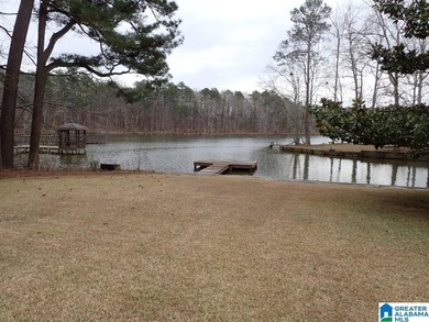 Welcome to lake living at its finest in the wooded Rock Mountain - photo 3