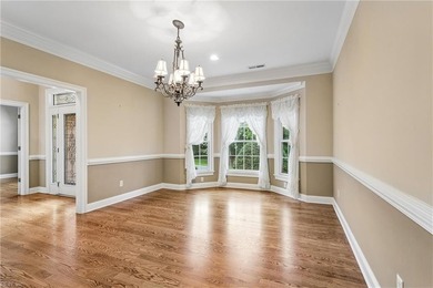 Don't miss this gorgeous 4BD, 2.5BA brick home in sought-after - photo 8