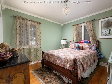 Exceptional space, timeless character, and thoughtful updates - photo 12
