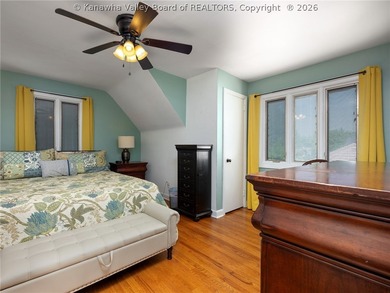 Exceptional space, timeless character, and thoughtful updates - photo 14