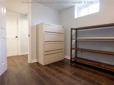 Exceptional space, timeless character, and thoughtful updates - photo 23