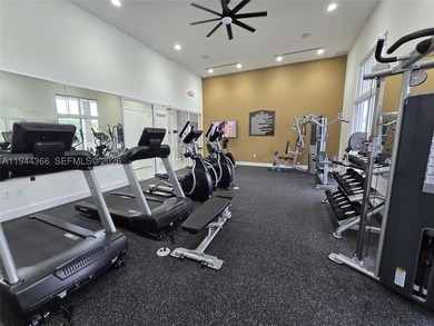 Welcome to this charming 3-bedroom, 2.5-bath townhouse with a - photo 24