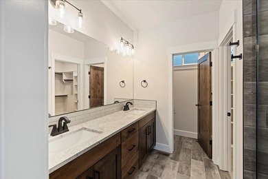 Brand new mountain modern home offering the perfect blend of - photo 24
