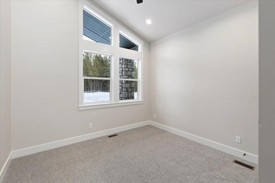 Brand new mountain modern home offering the perfect blend of - photo 29