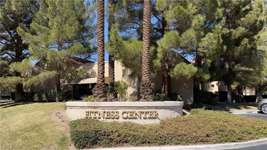 Highly updated home on the golf course with pool/spa overlooking - photo 34